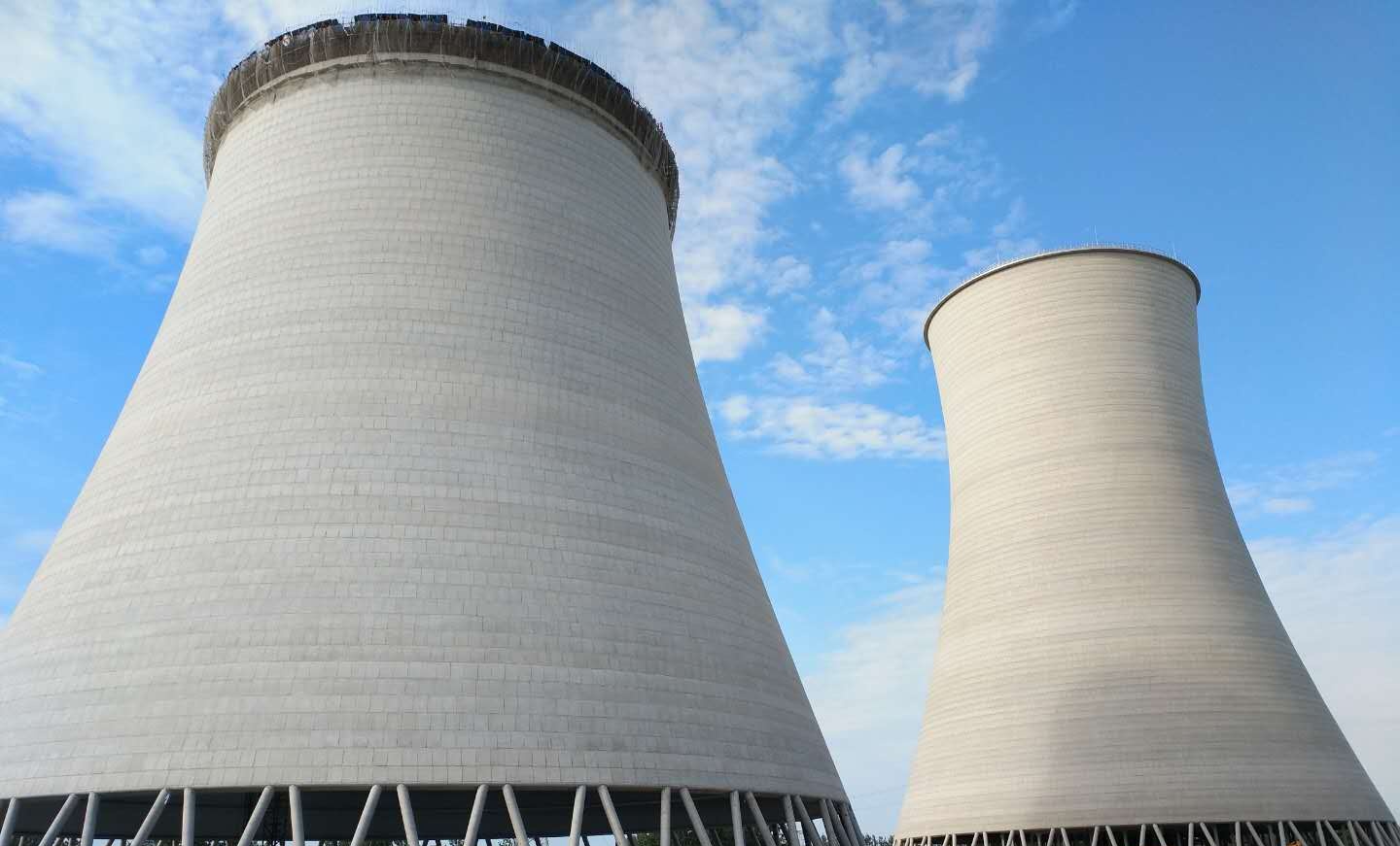 商丘民生熱電（2×350MW）“上大壓小”工程#3標(biāo)段冷卻塔工程（02）